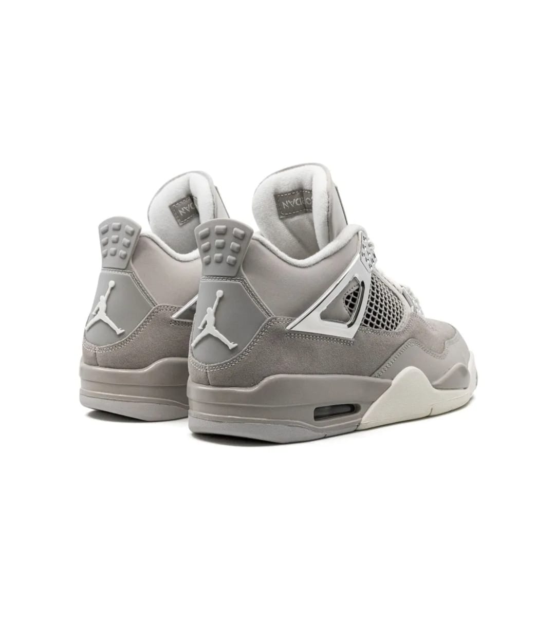Nike AIR JORDAN 4 RETRO 'FROZEN MOMENTS' - Image 3